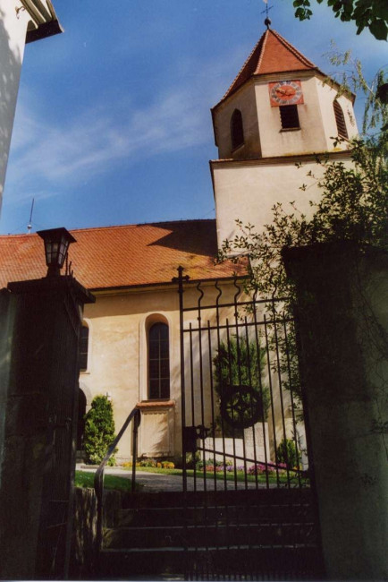 St. Maria und Anna Wörnitsostheim